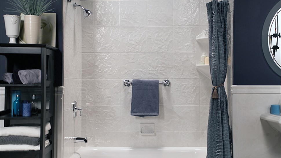 Showers - Shower Surrounds Photo 1