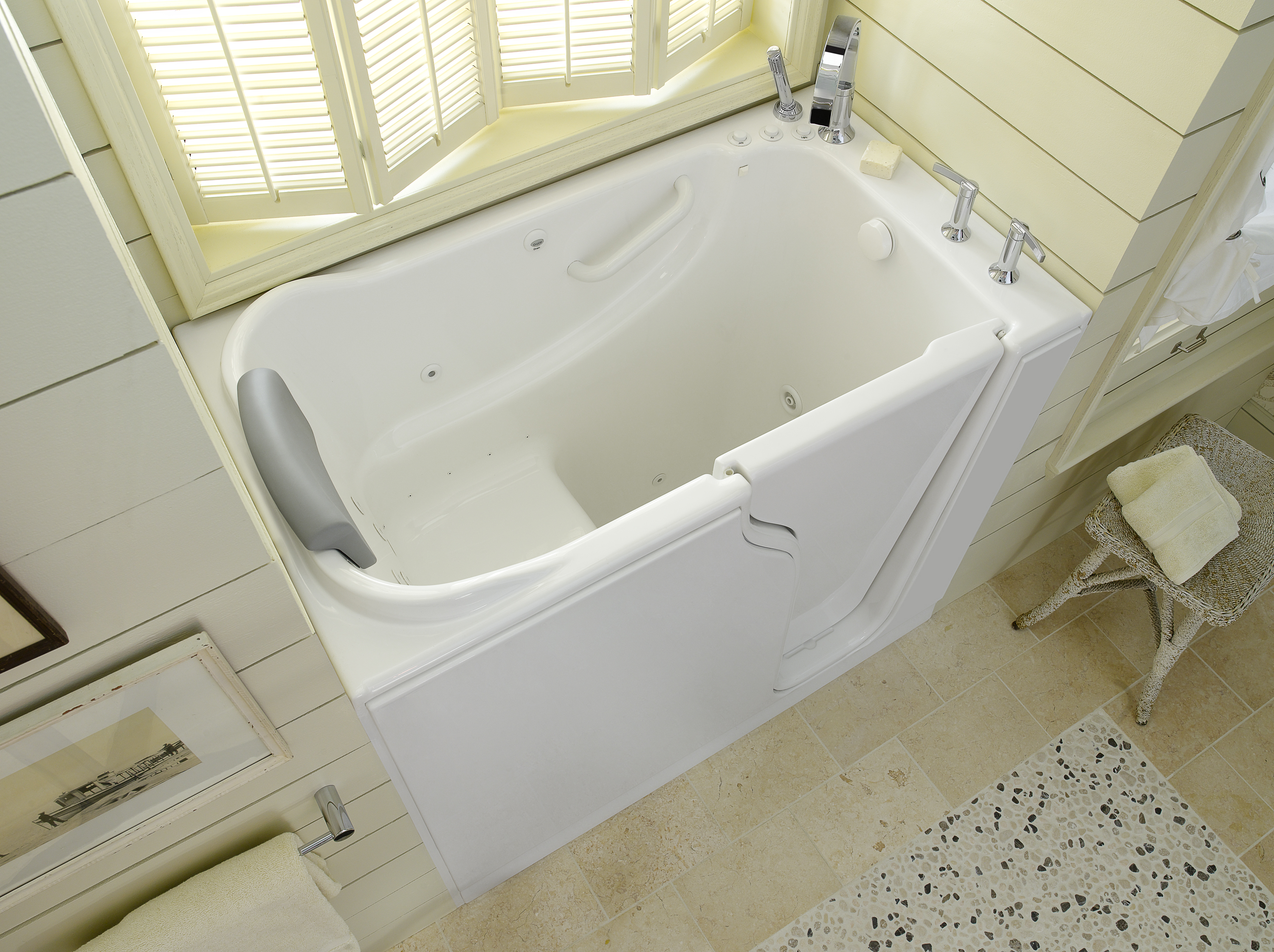 benefits of walk-in tubs 