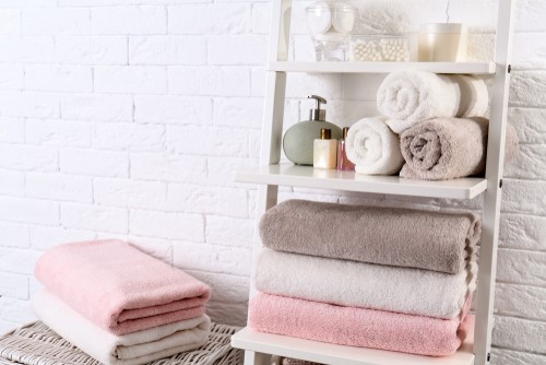 pink and gray towels