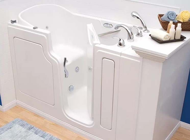 Top 3 Benefits Of Installing A Walk-In Tub in Your Tampa Bathroom