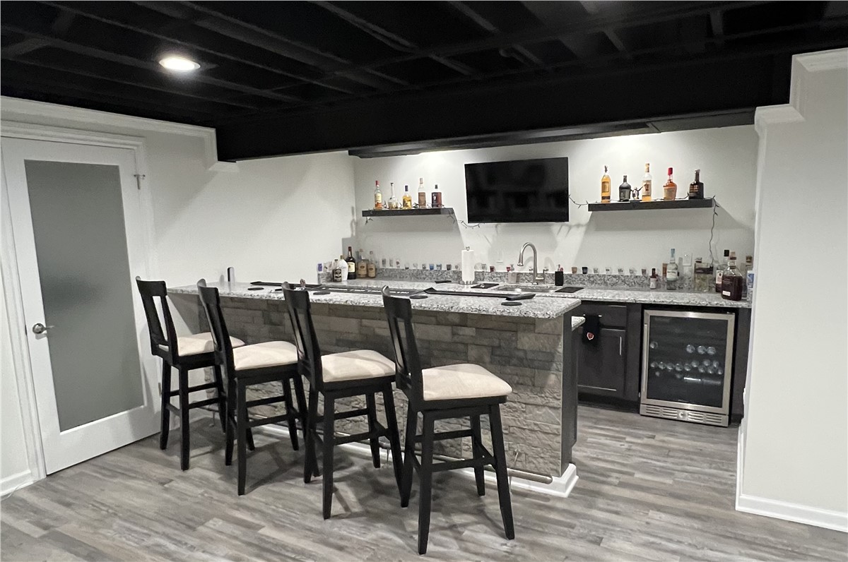 Farmington Hills Basement Man Cave, Basement Contractors