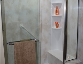 Shower Doors Photo 4