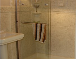Shower Doors Photo 3