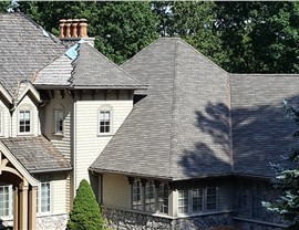 Roofing Contractor Photo 2